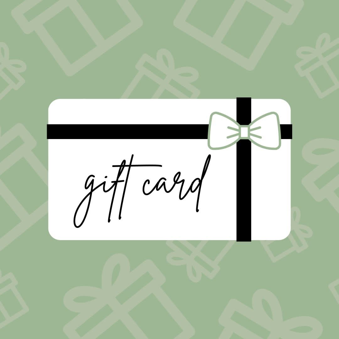 Weiße Geschenkkarte mit schwarzer Schleife und dem Schriftzug "gift card" auf grünem Hintergrund mit Geschenk-Motiven.