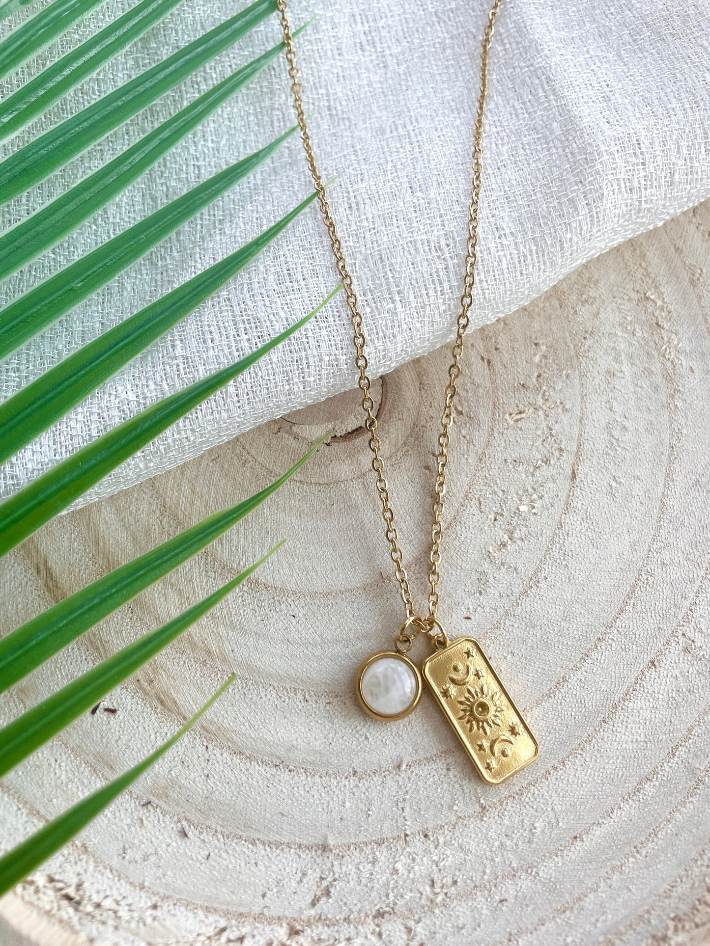 Edelstein Medaillon Kette "THALASSA"