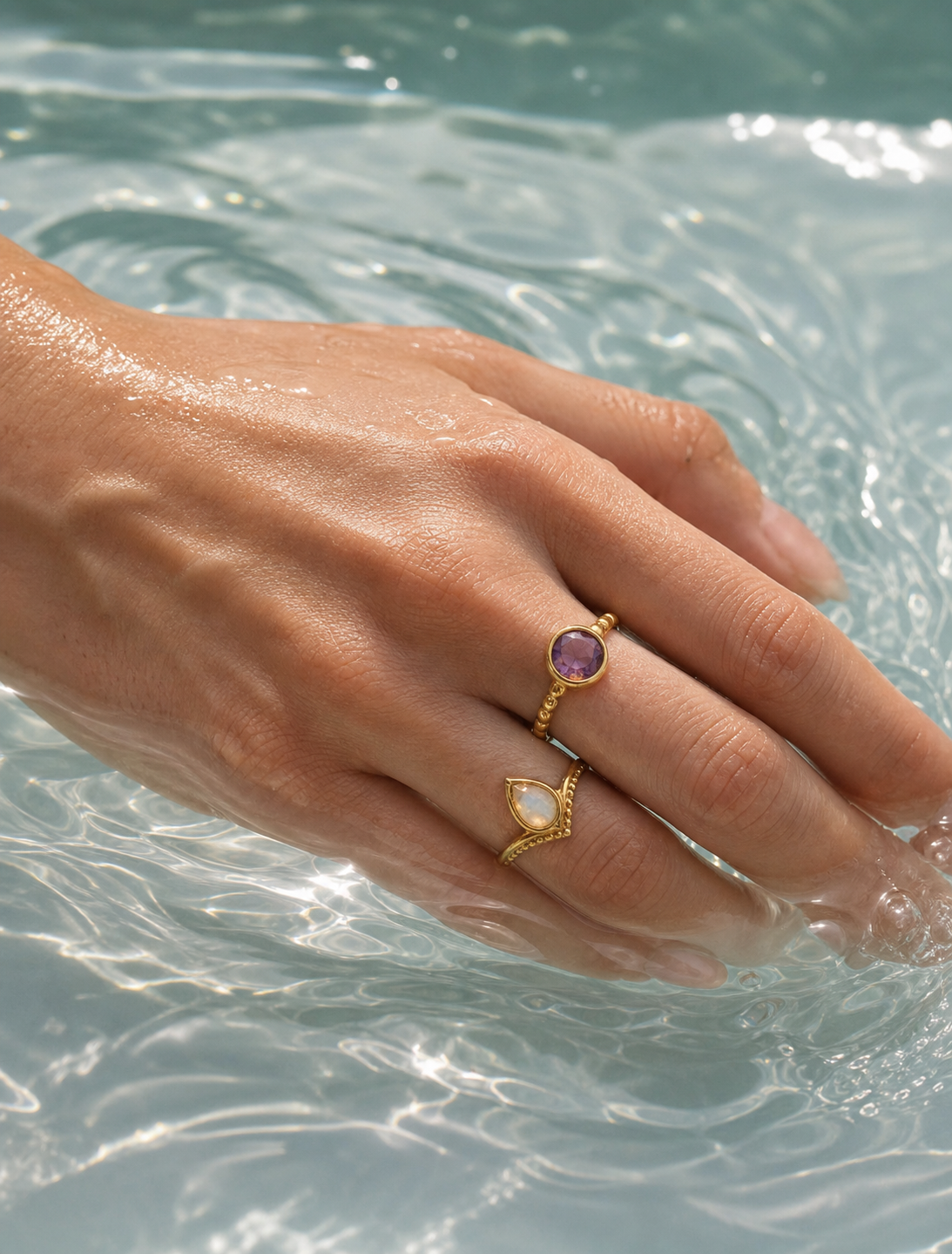 Mondstein Ring "WAVE"