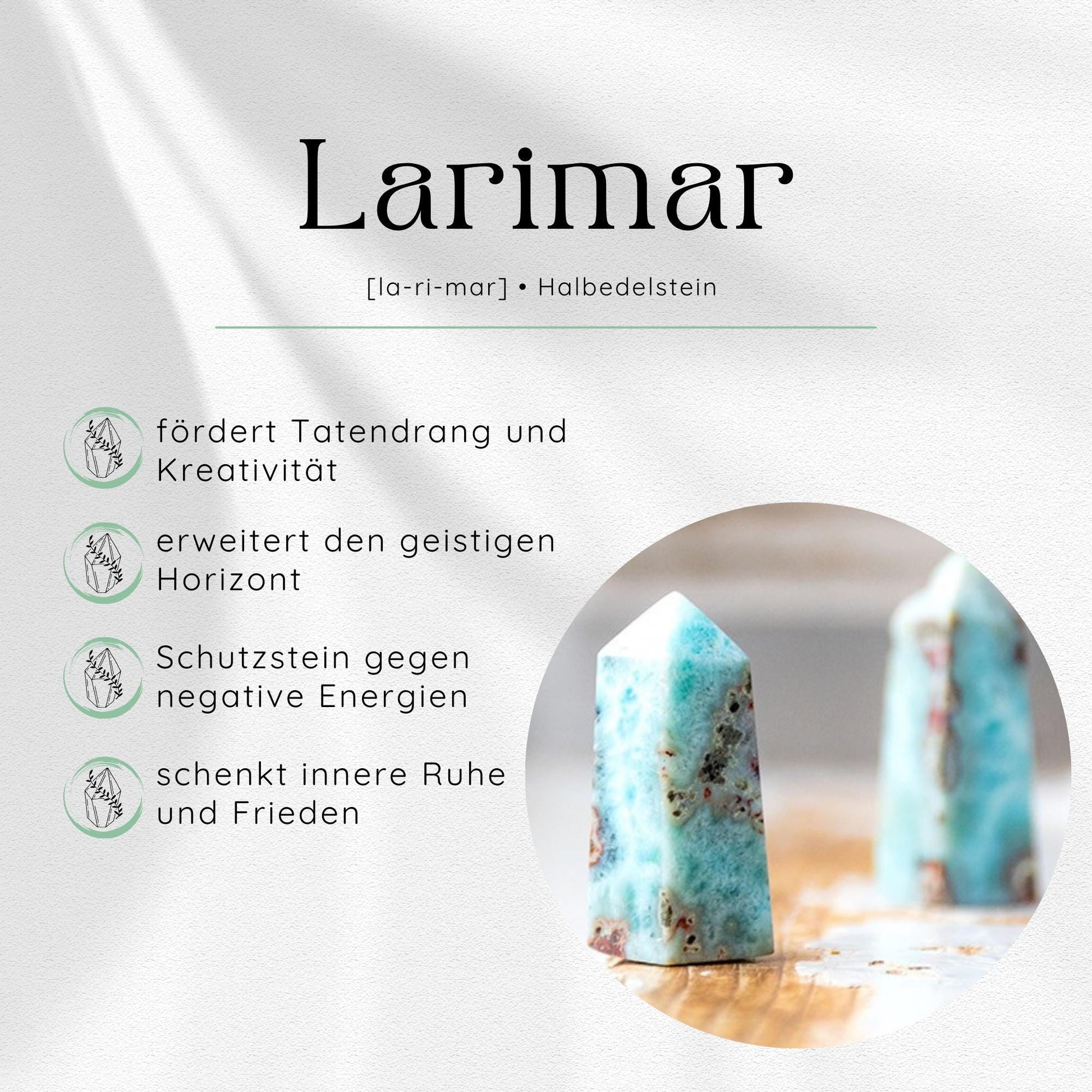 Übersichtsbild des Larimar Edelsteins mit vier wichtigsten Eigenschaften und Wirkungen.